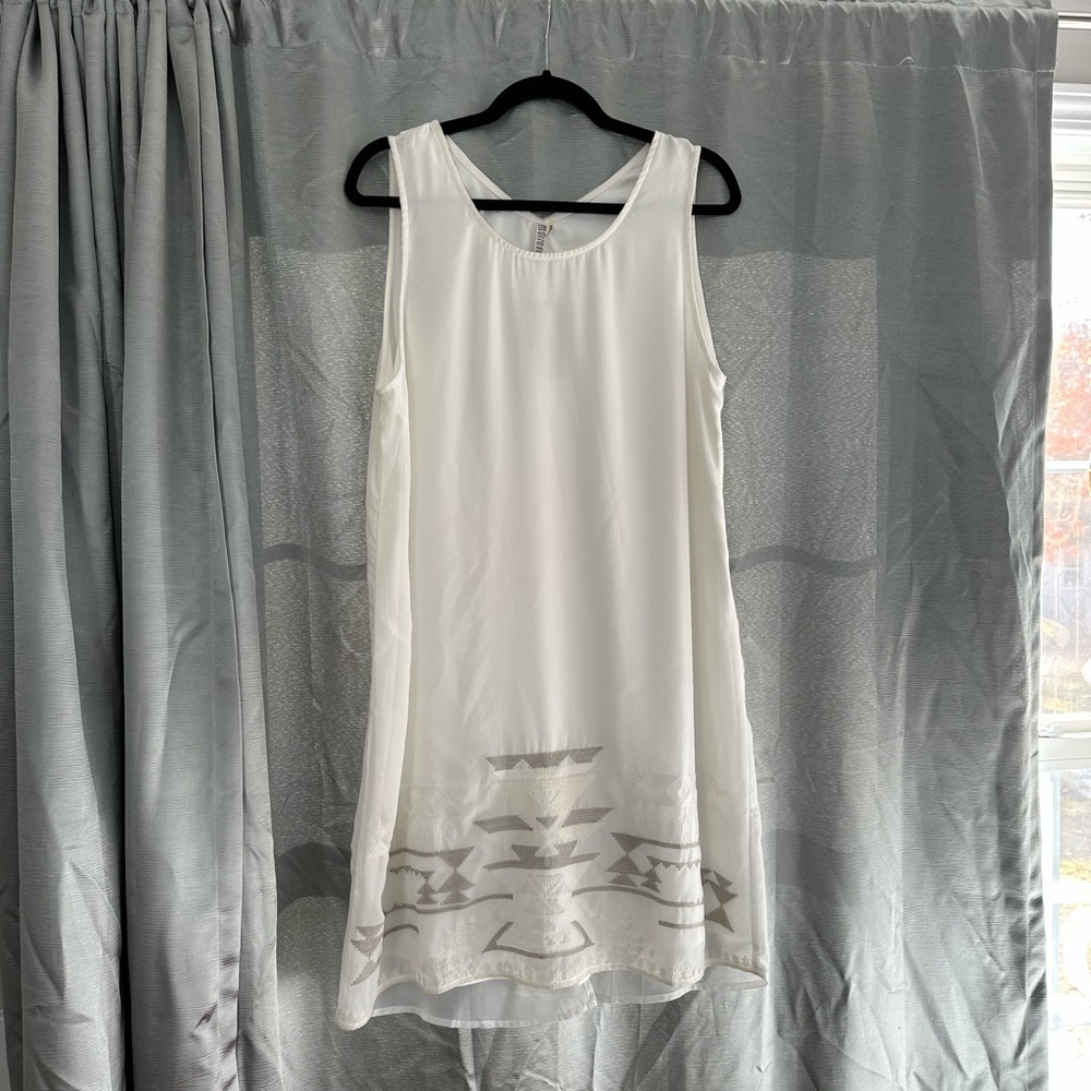 White Sleeveless Dress with Geometric Pattern